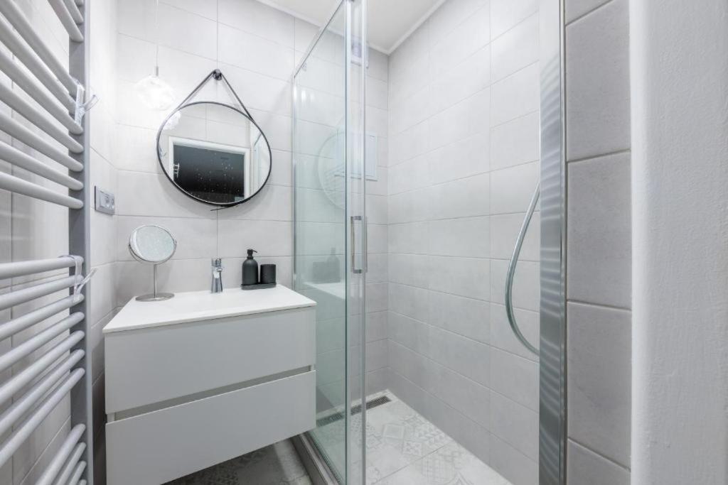 קרלובי וארי Promenade View Apartment מראה חיצוני תמונה