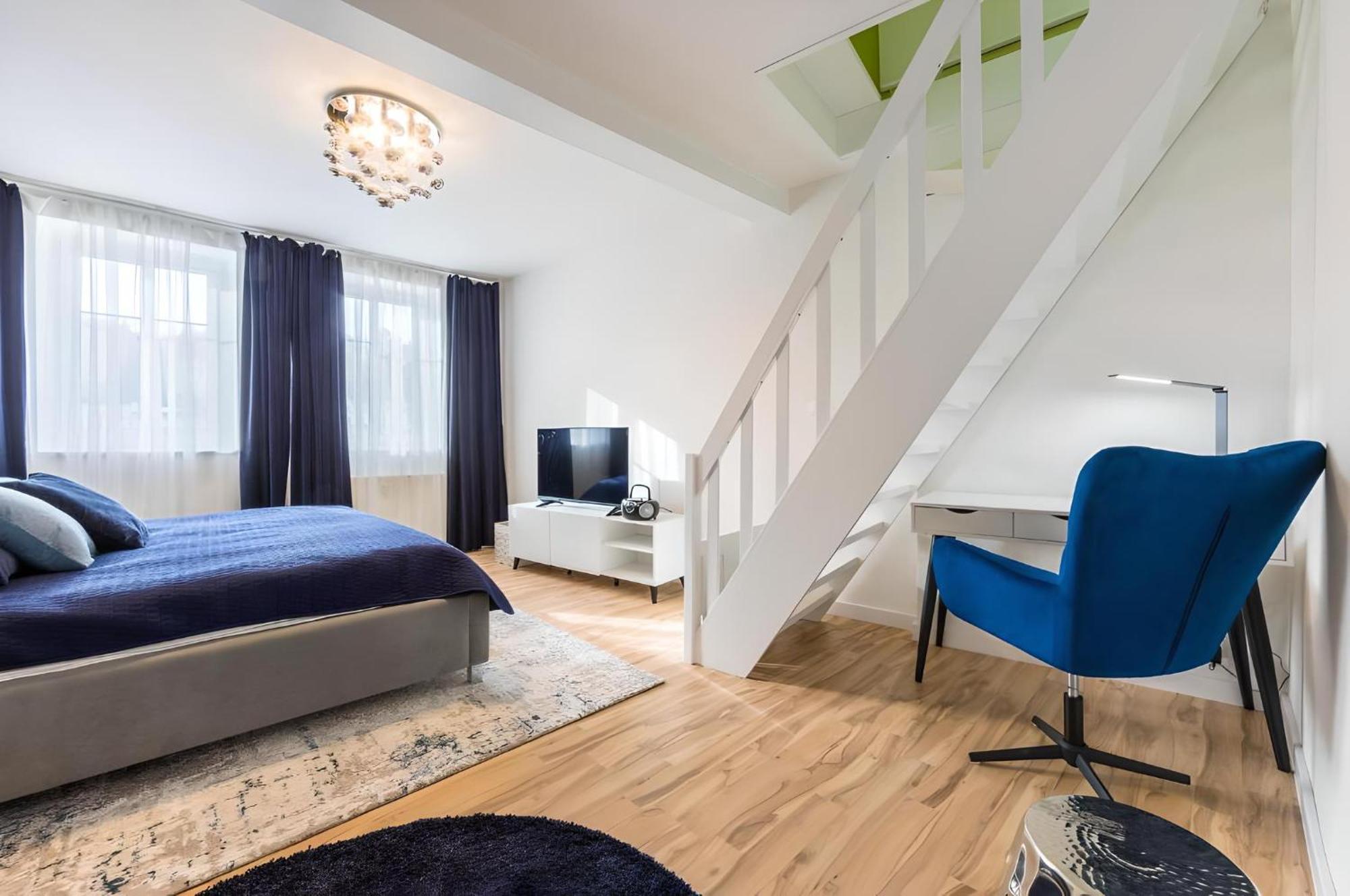קרלובי וארי Promenade View Apartment מראה חיצוני תמונה