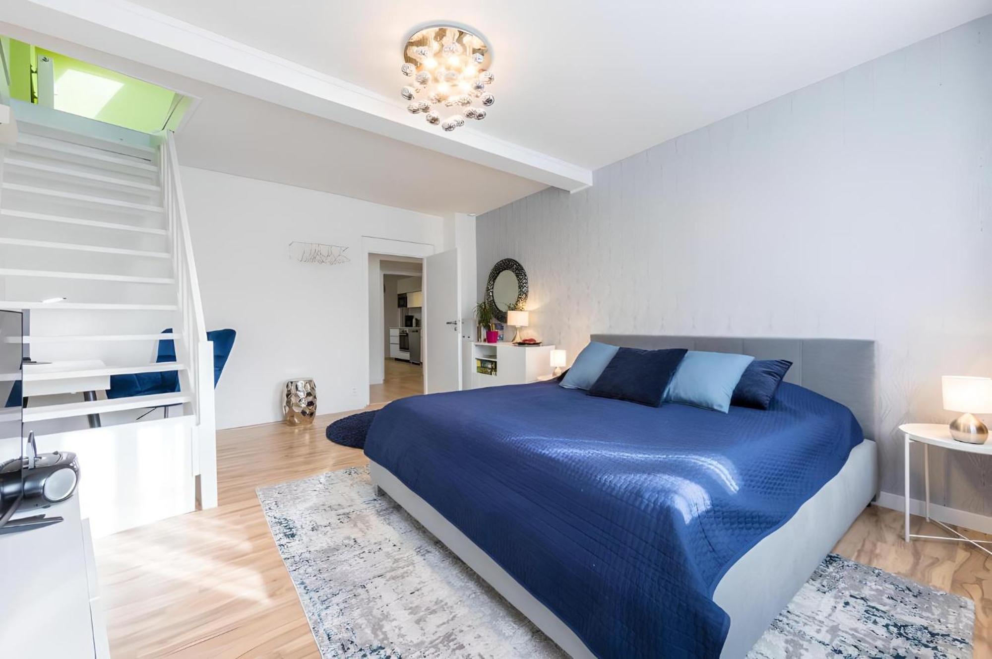 קרלובי וארי Promenade View Apartment מראה חיצוני תמונה